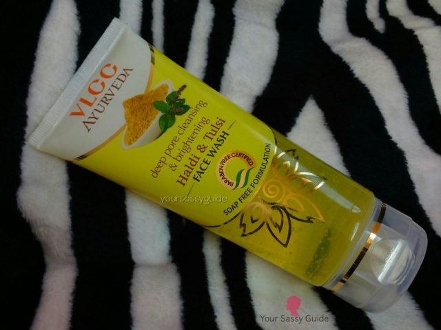 VLCC Ayurveda Haldi & Tulsi Face Wash Review